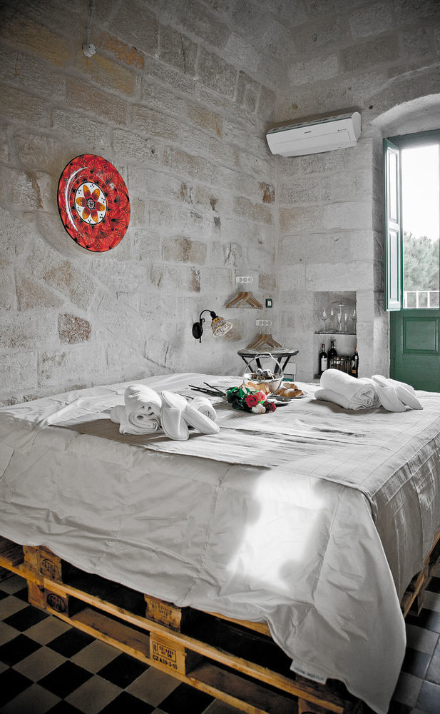 Lazzarella B&B โปลีญาโนอามาเร ภายนอก รูปภาพ