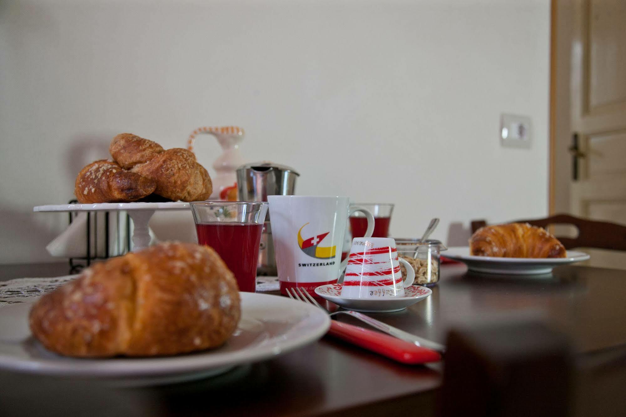 Lazzarella B&B โปลีญาโนอามาเร ภายนอก รูปภาพ