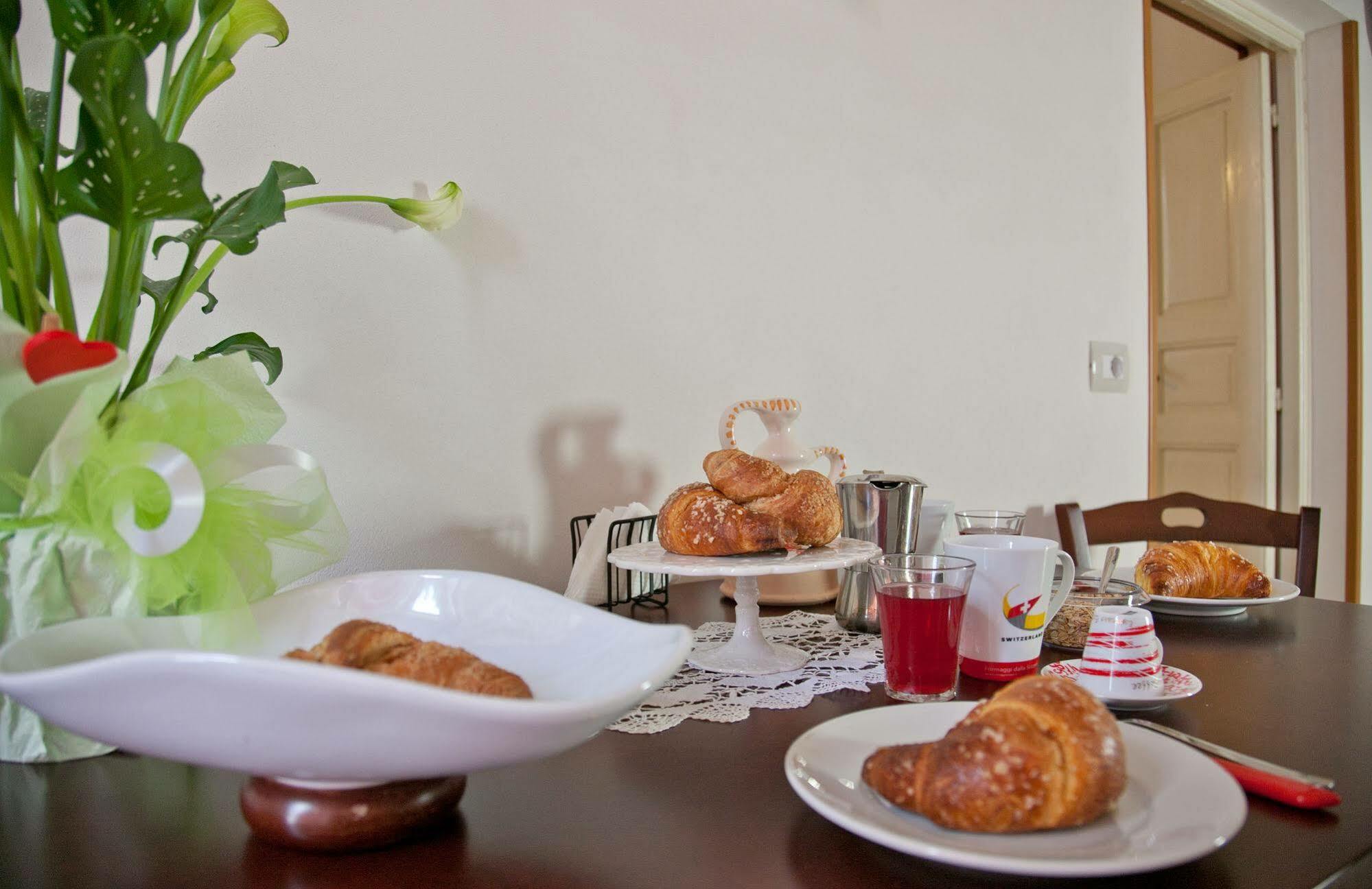 Lazzarella B&B โปลีญาโนอามาเร ภายนอก รูปภาพ