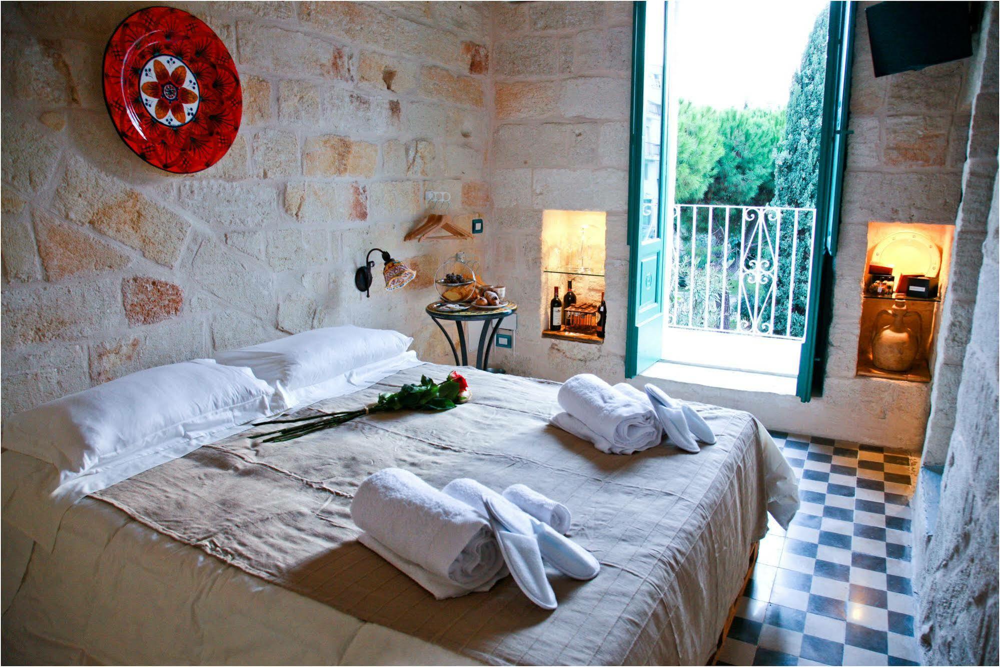 Lazzarella B&B โปลีญาโนอามาเร ภายนอก รูปภาพ
